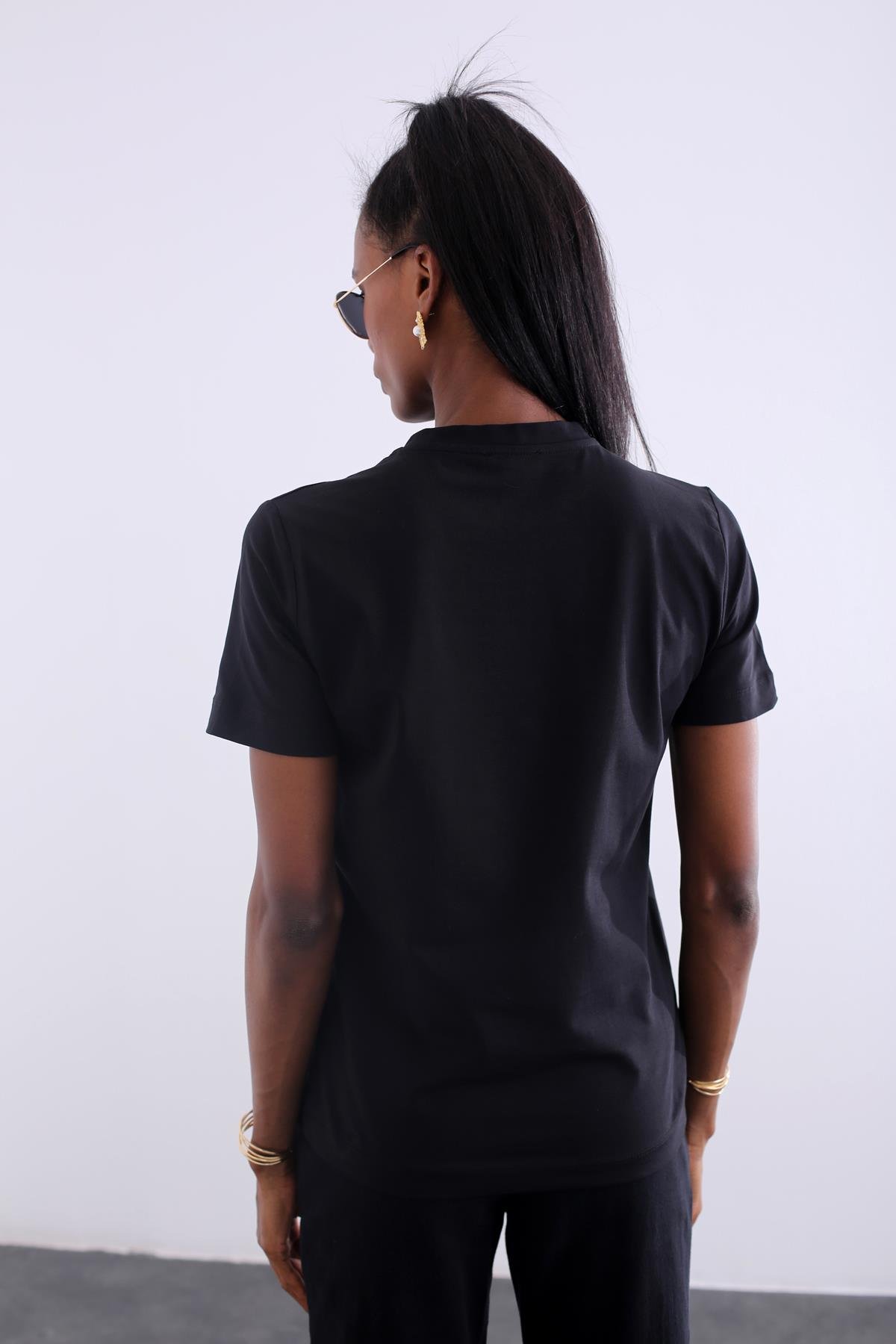 Siyah Bisiklet Yaka Basic Tshirt 