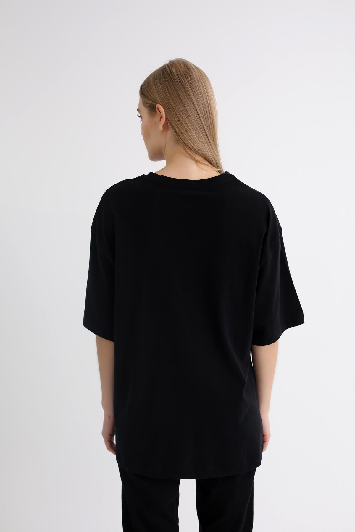 Siyah Bisiklet Yaka Oversize Tshirt 
