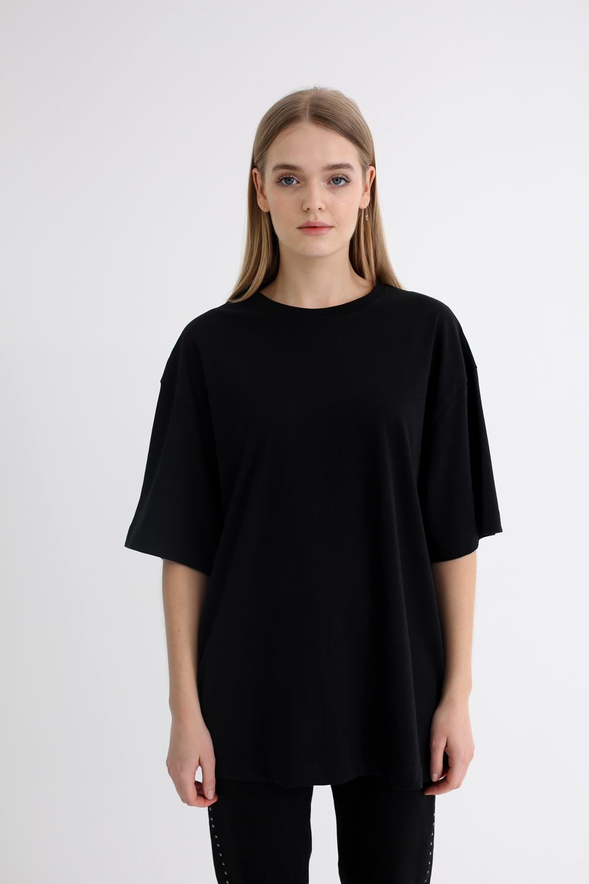 Siyah Bisiklet Yaka Oversize Tshirt 