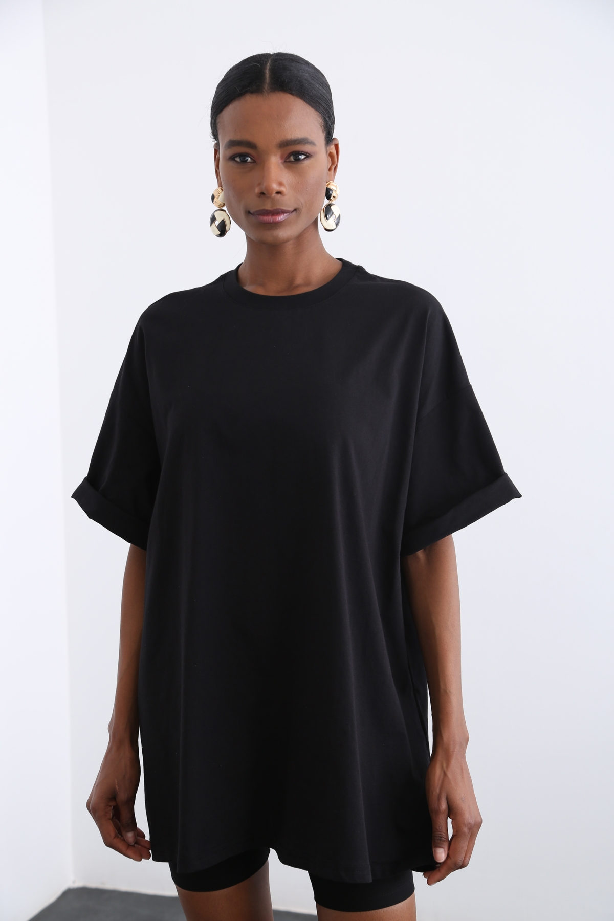 Siyah Bisiklet Yaka Oversize Tshirt 12135