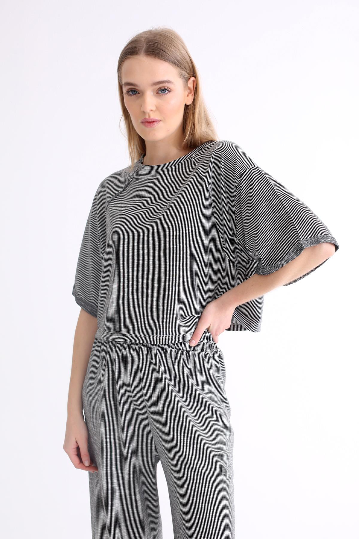 Siyah Çizgili Crop Pantolon Takım 1260