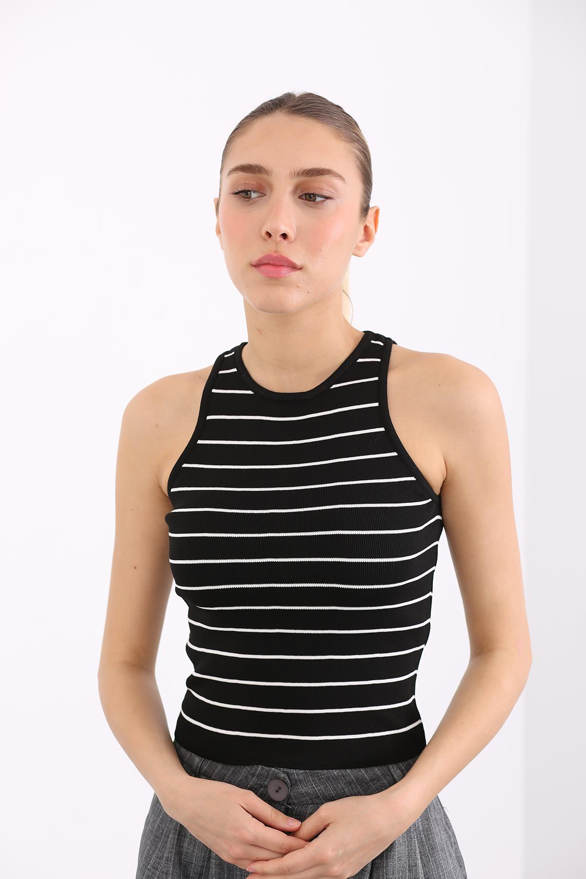 Siyah Çizgili Triko Atlet 2310017