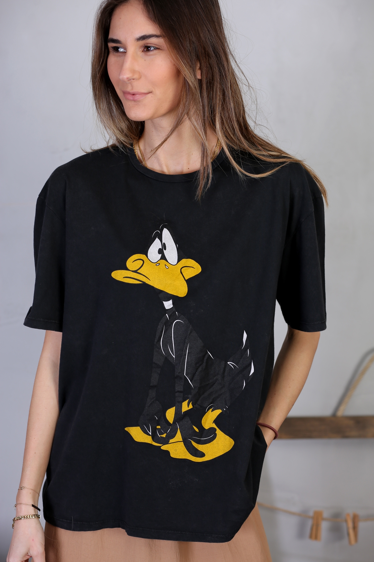 Siyah Daffy Duck Baskılı Tshirt