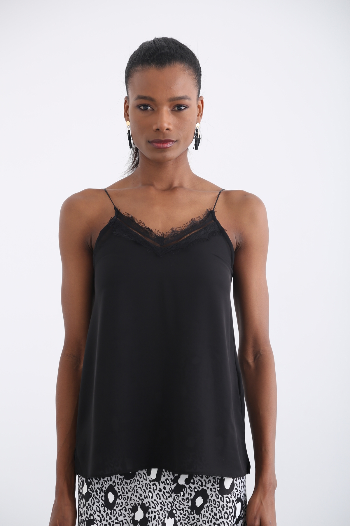 Siyah Dantelli Atlet 22420