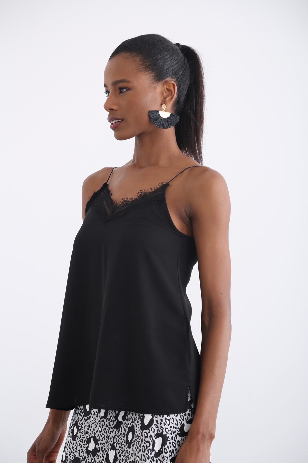 Siyah Dantelli Atlet 22420
