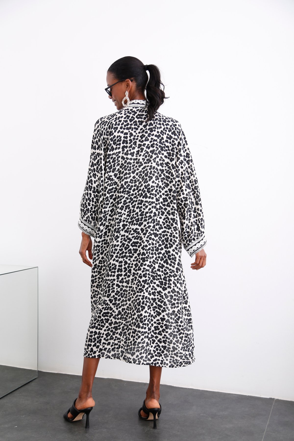 Siyah Desenli Kimono 