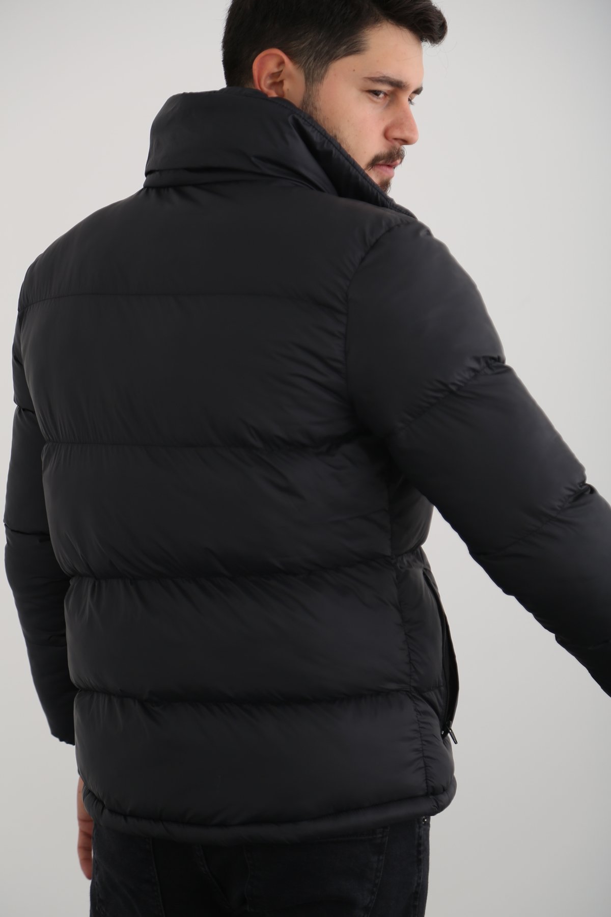 Siyah Erkek Şişme Mont P-303-21