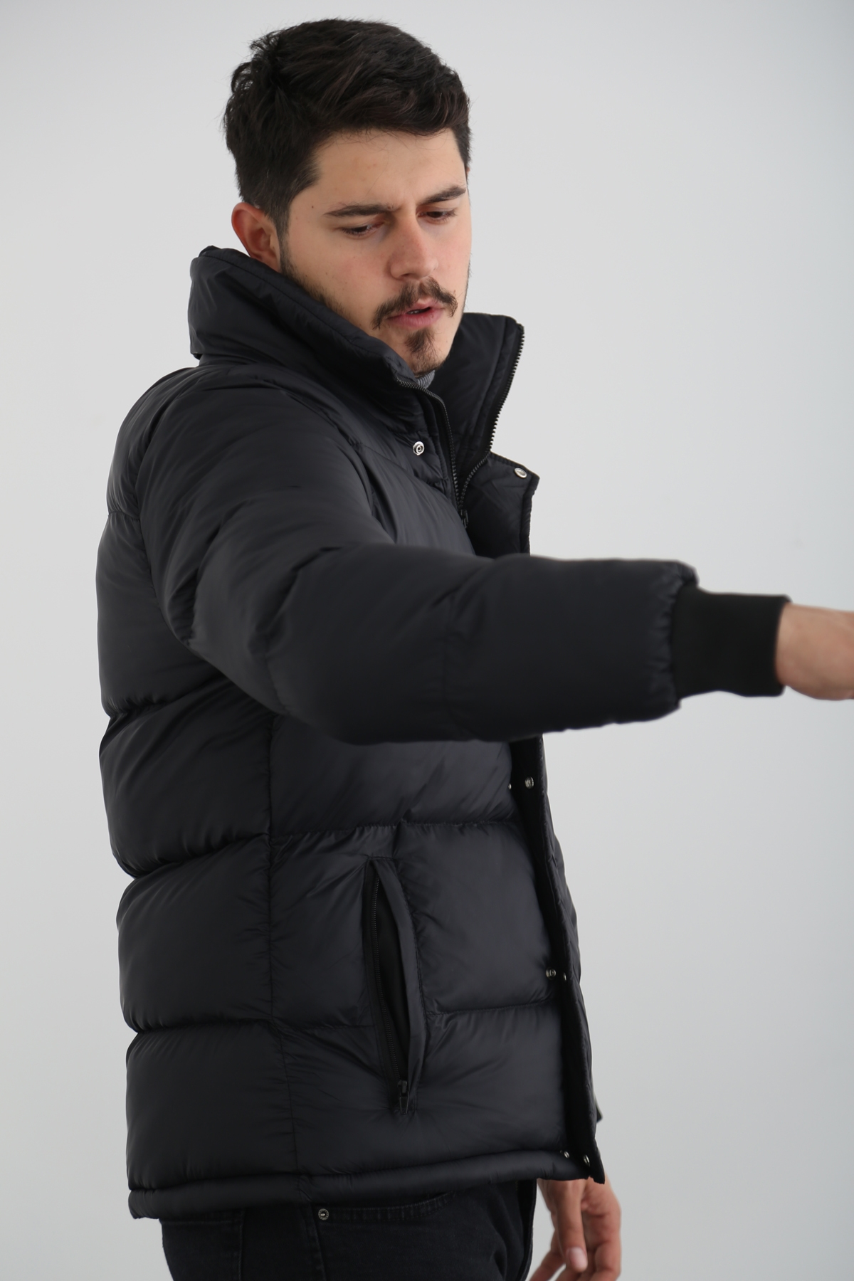 Siyah Erkek Şişme Mont P-303-21