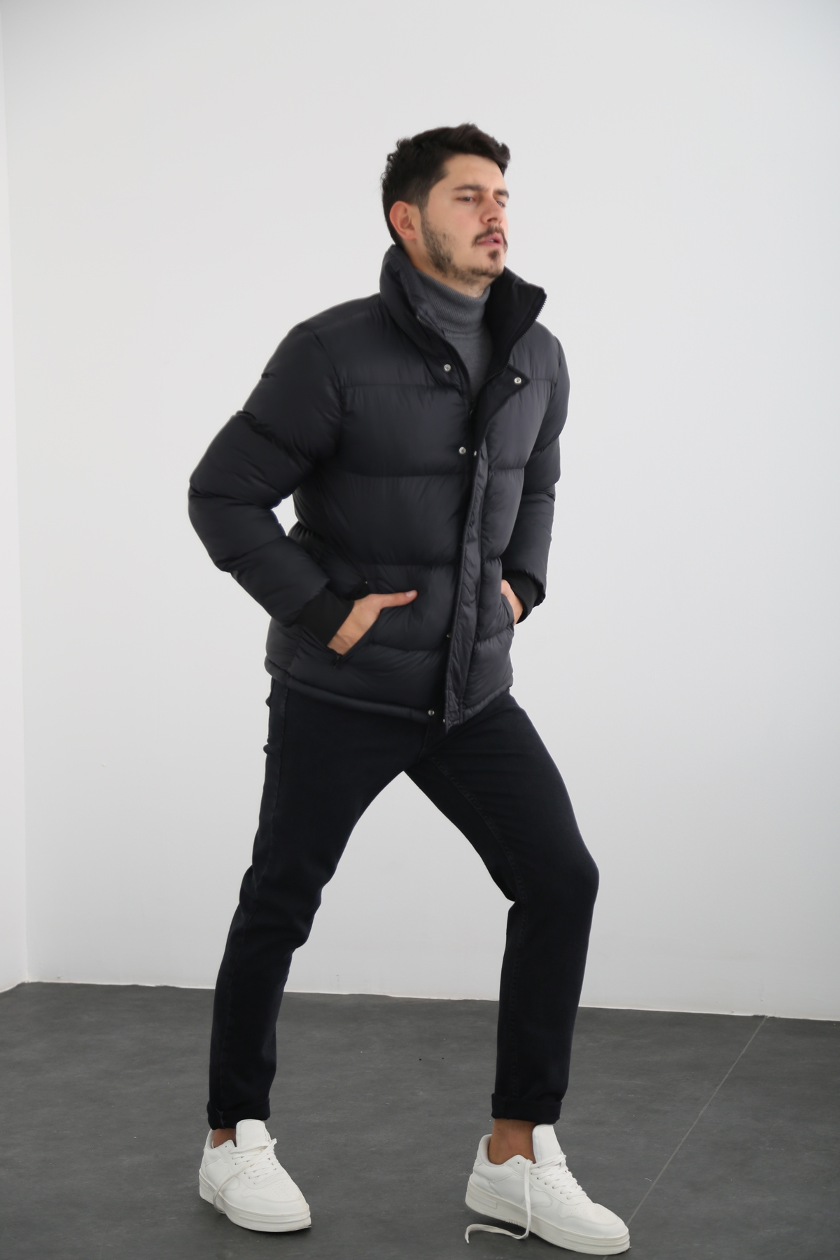 Siyah Erkek Şişme Mont P-303-21