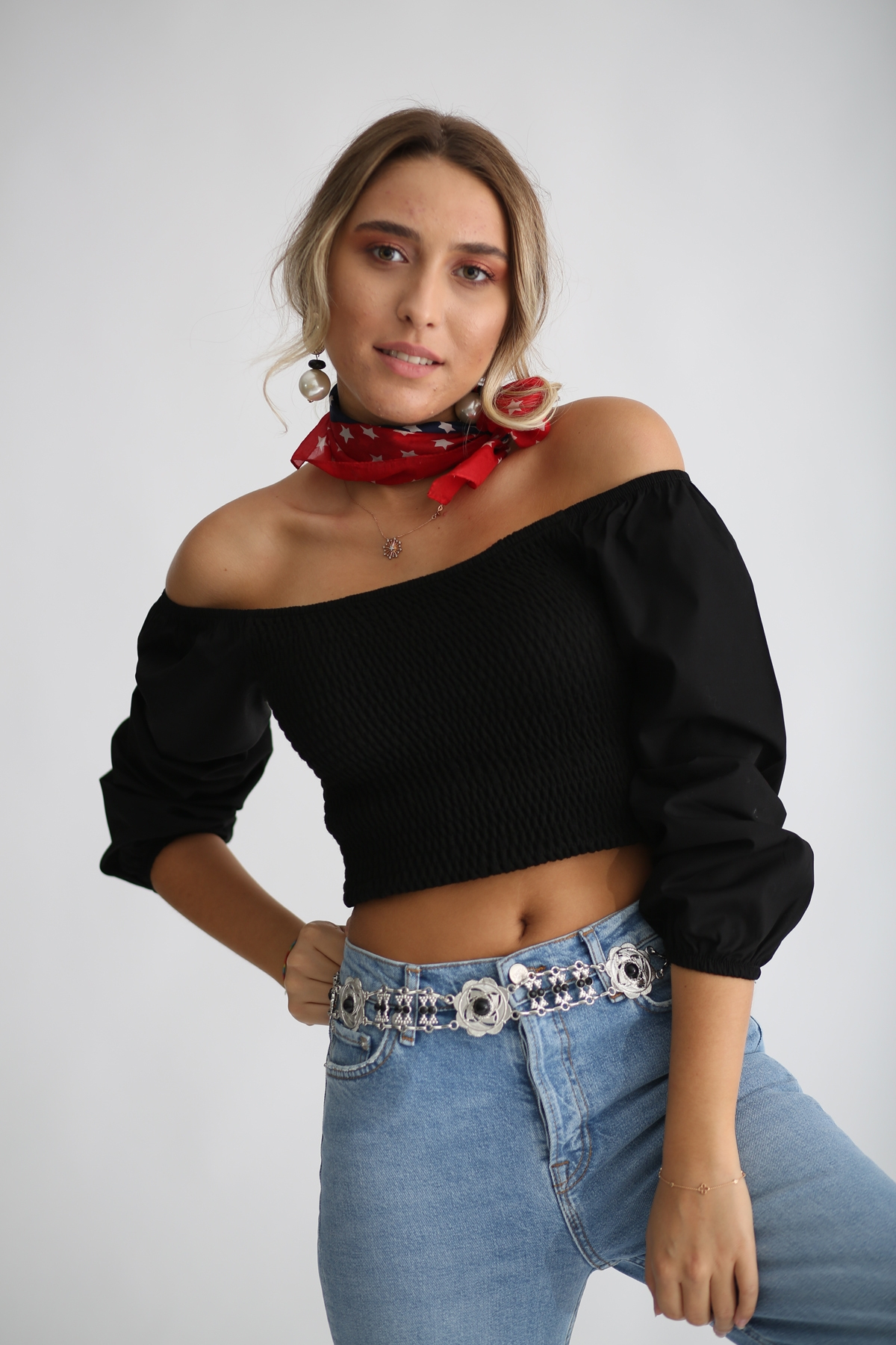Siyah Gipeli Bluz 3259