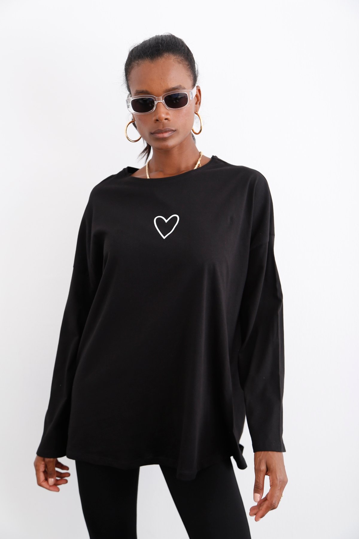 Siyah Kalp Baskılı Tshirt 0011