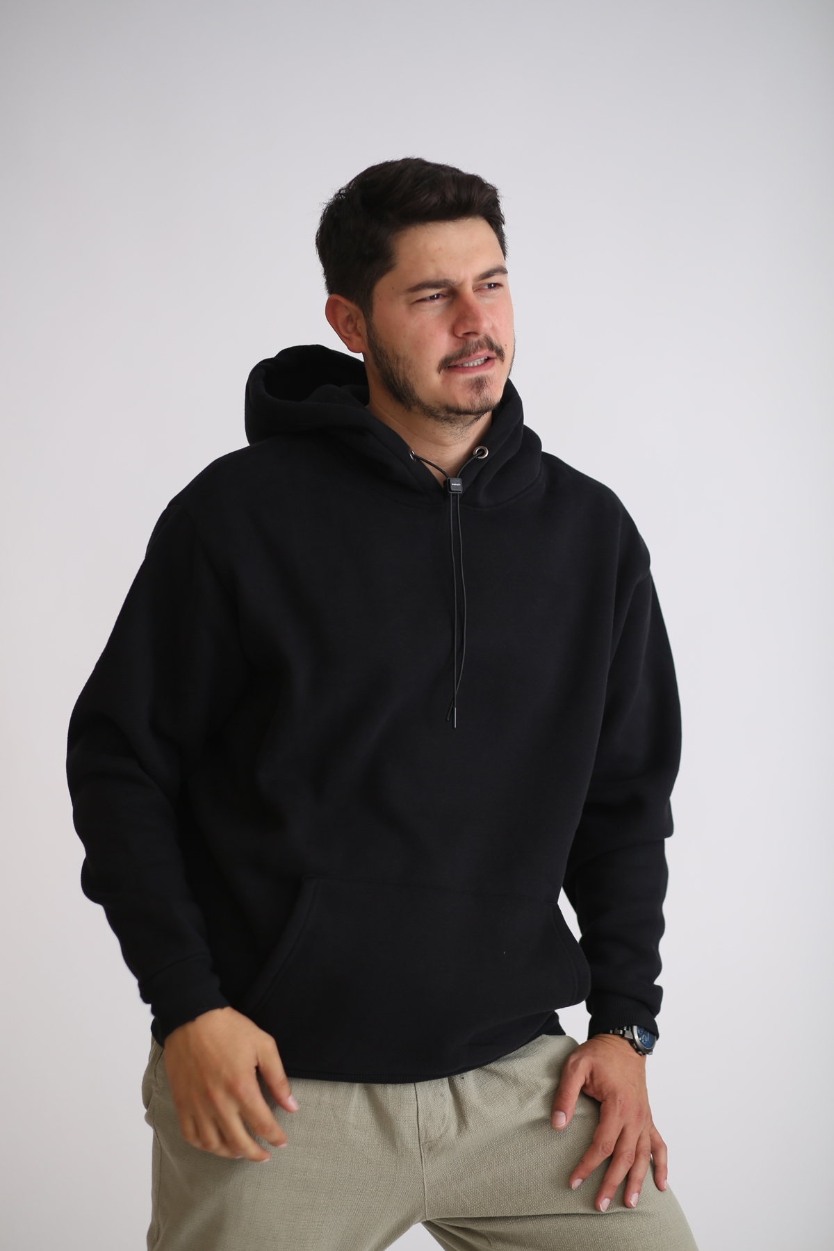 Siyah Kapşonlu Şardonlu Sweatshirt K-231
