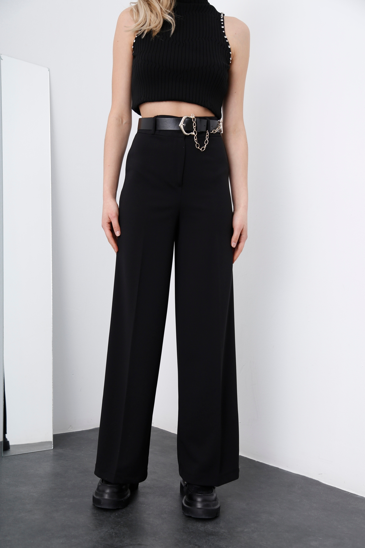 Siyah Kemerli Bol Paça Pantolon 50573