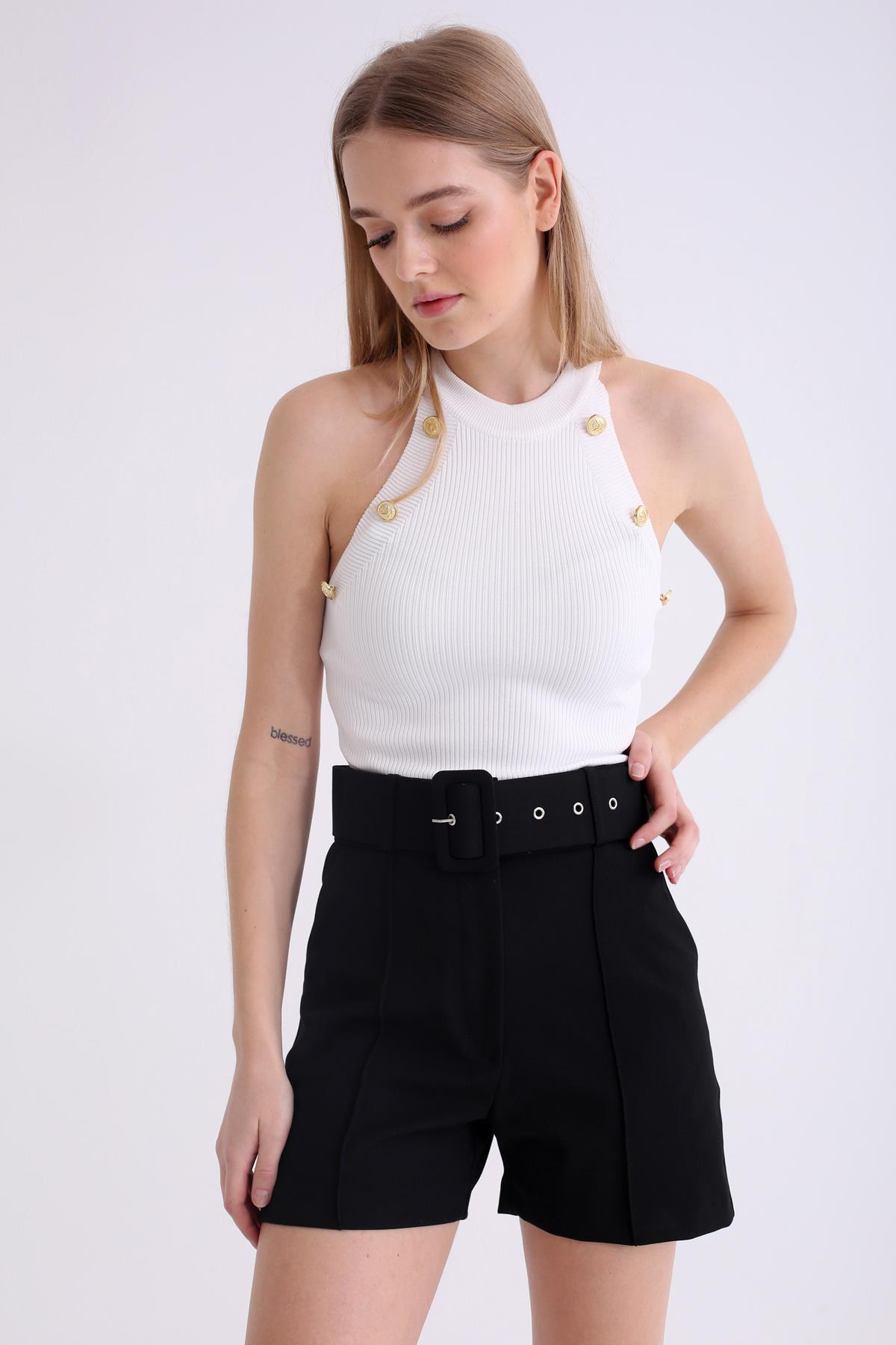 Siyah Kemerli Şort 3134