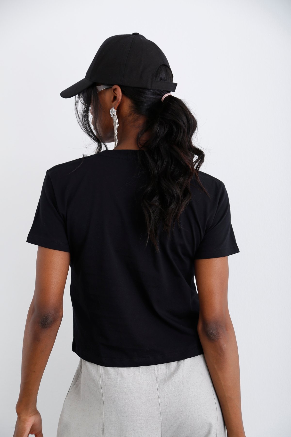 Siyah Kısa Kol Basic Tshirt 210094