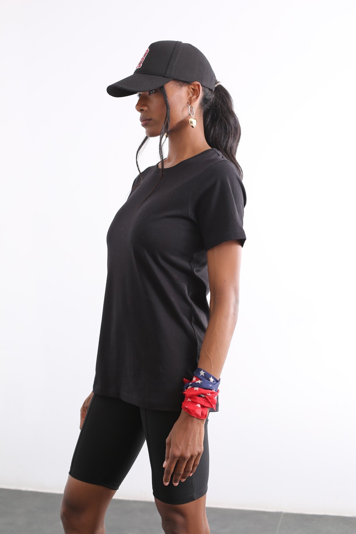 Siyah Kısa Kol Tshirt 