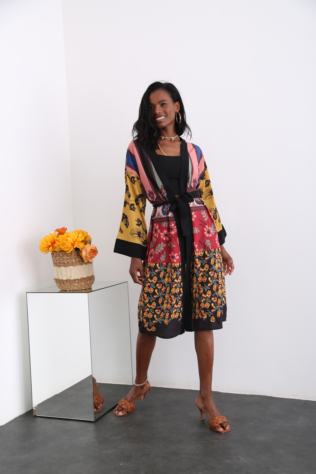 Siyah Kuşaklı Desenli Kimono 0190