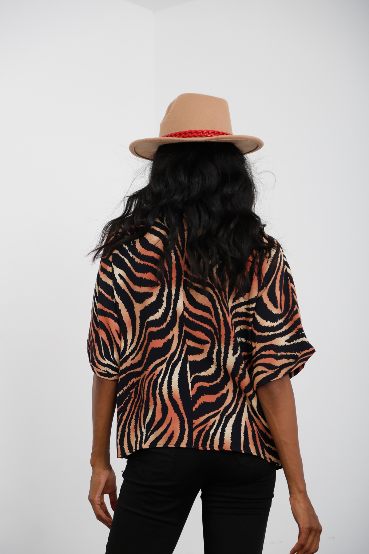 Siyah Leopar Desen Gömlek 8574