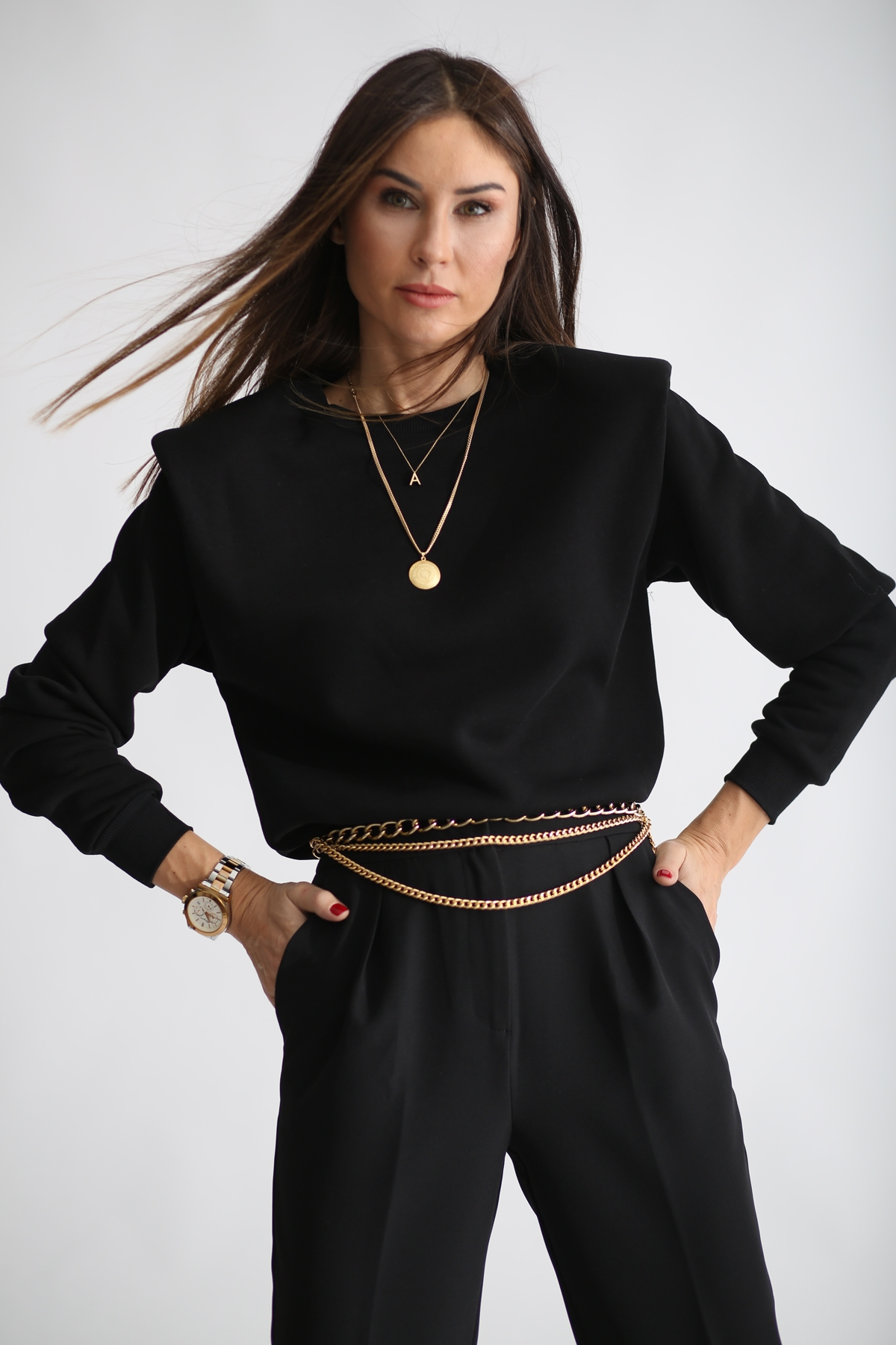 Siyah Omzu Vatkalı Sweatshirt 3232