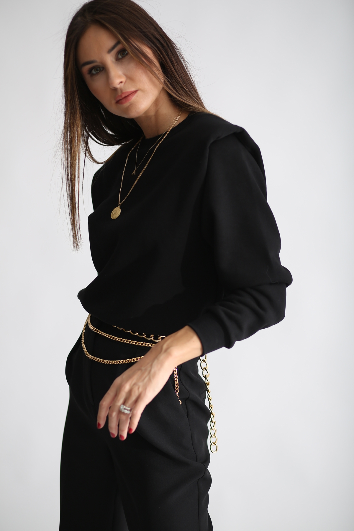 Siyah Omzu Vatkalı Sweatshirt 3232