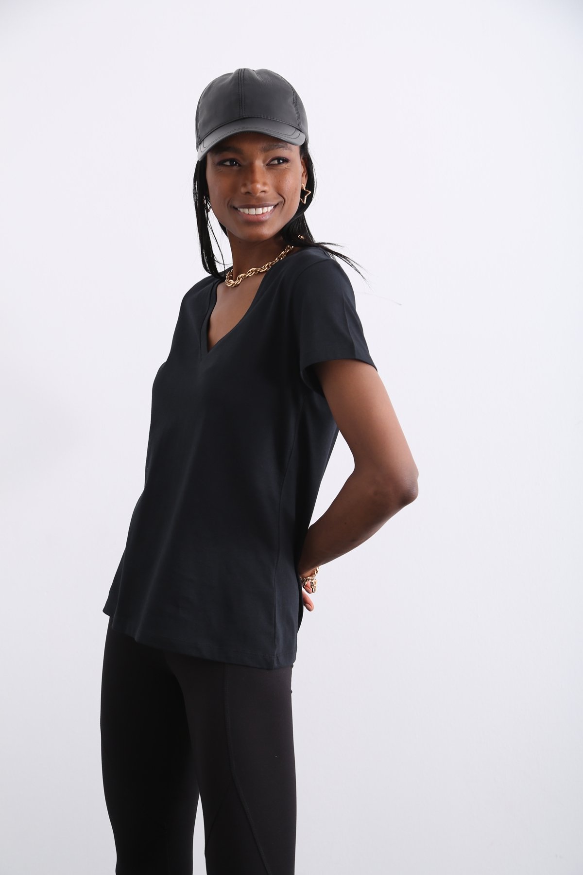 Siyah Organik V Yaka Tshirt 