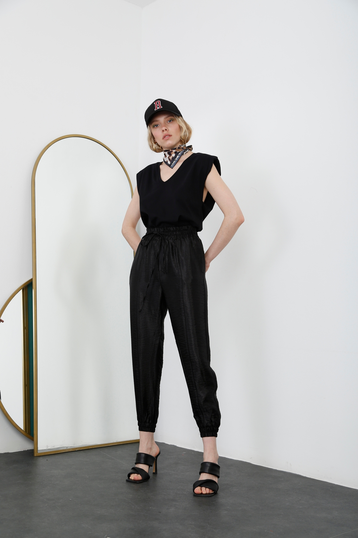Siyah Parlak Jogger Pantolon 70977