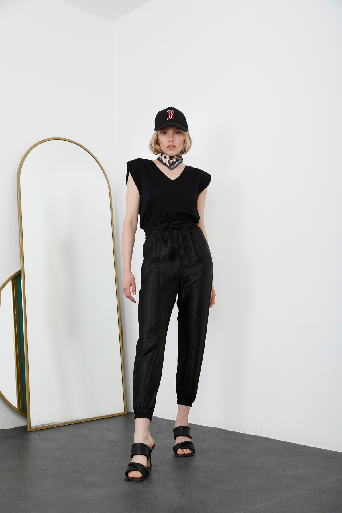Siyah Parlak Jogger Pantolon 70977