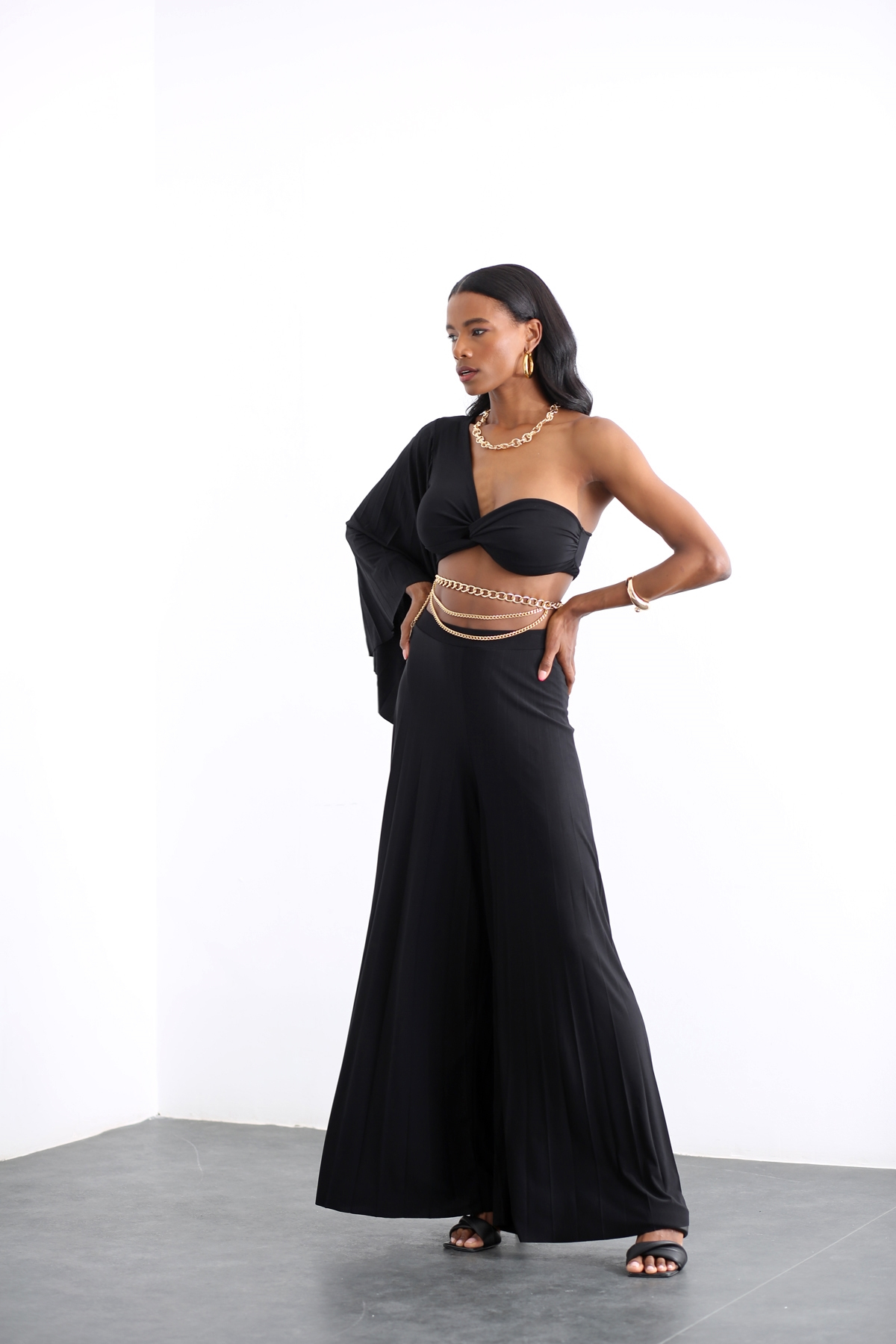Siyah Piliseli Pantolon 13524