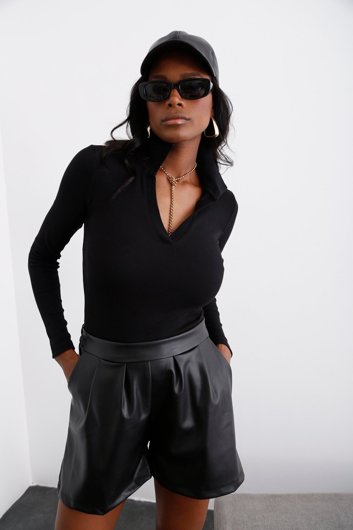 Siyah Polo Yaka Bluz 3972