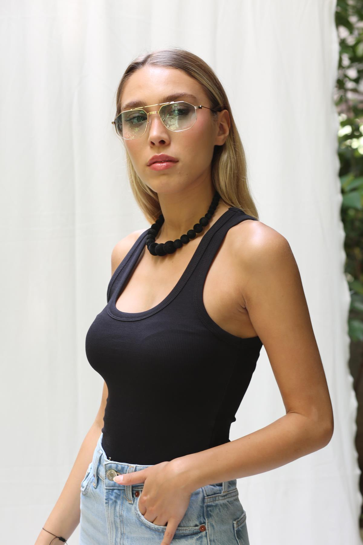Siyah U Yaka Fitilli Atlet 4858