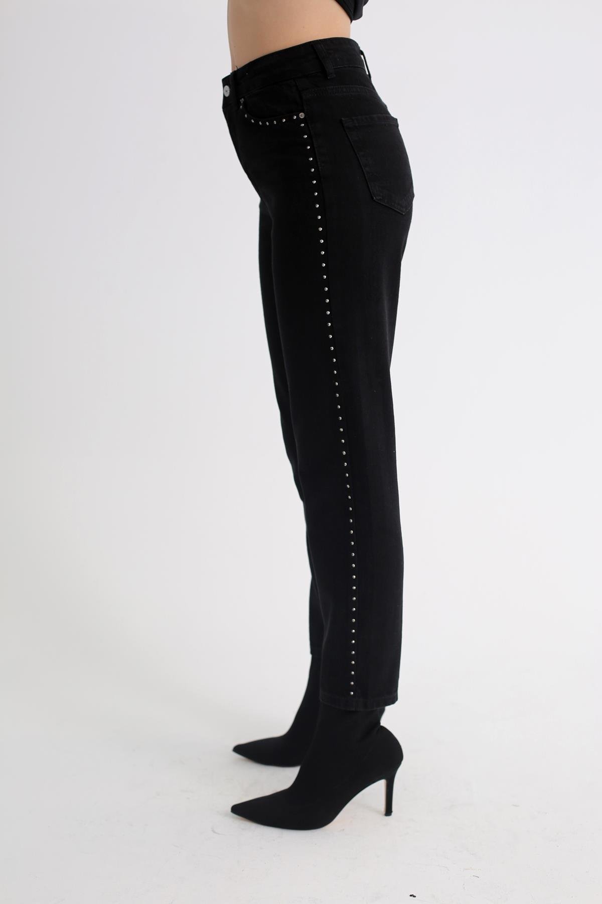 Siyah Ultra Yüksek Bel Taşlı Mom Jean 1084-T1