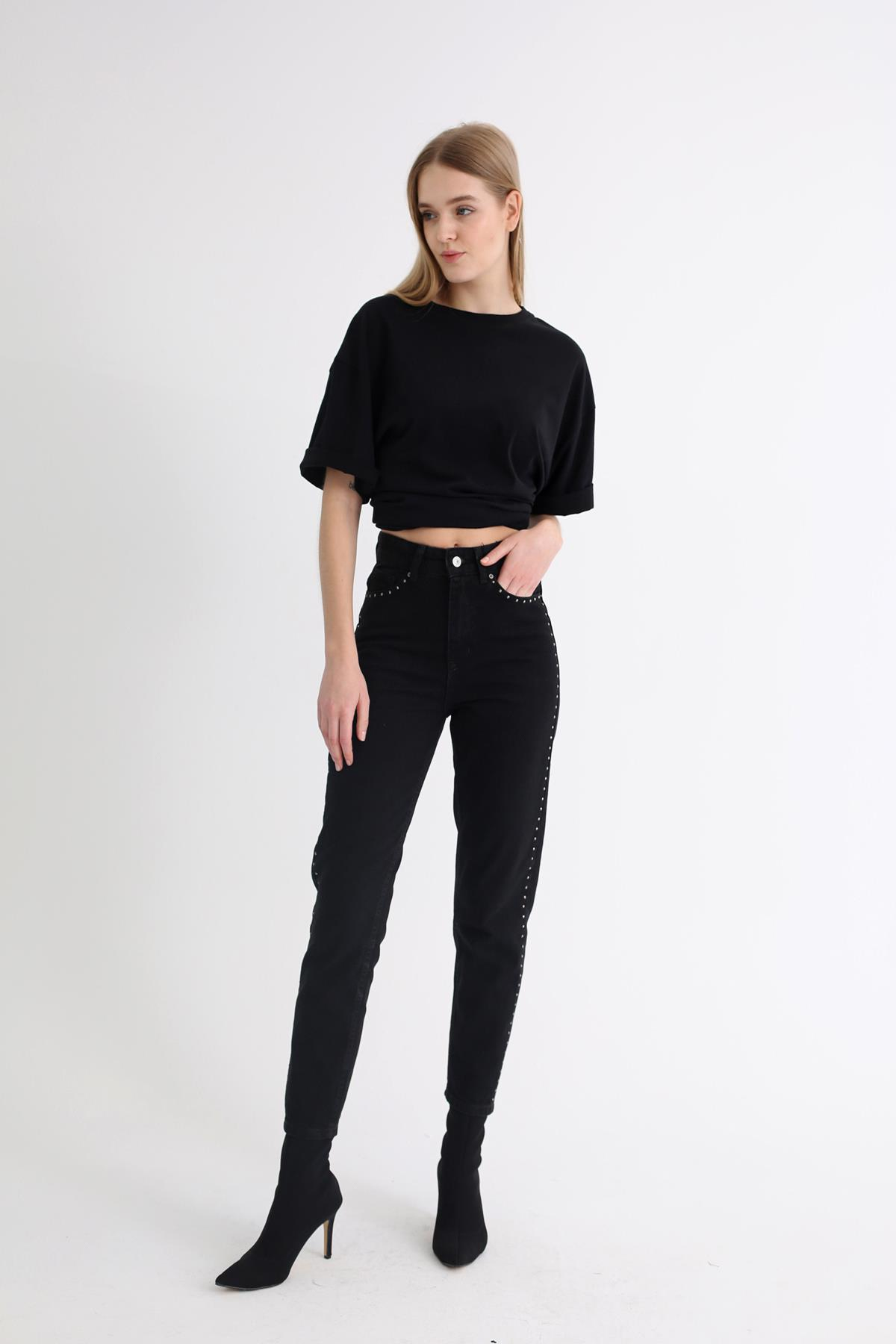 Siyah Ultra Yüksek Bel Taşlı Mom Jean 1084-T1