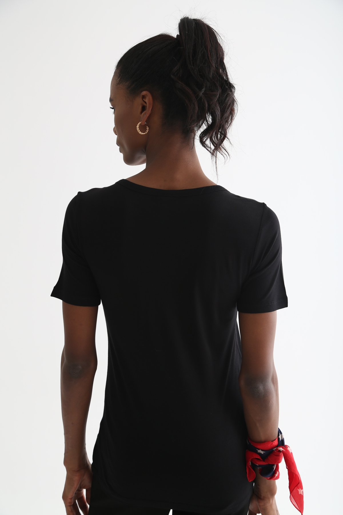 Siyah V Yaka Tshirt 