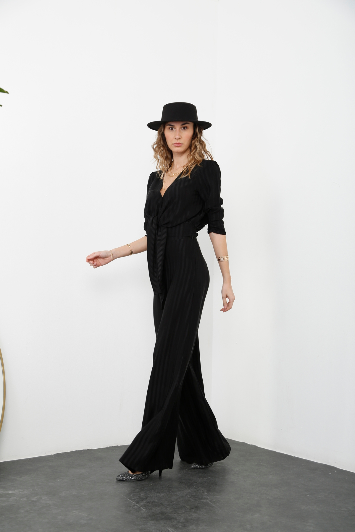 Siyah Vatkalı Bluz Pantolon Takım 00508