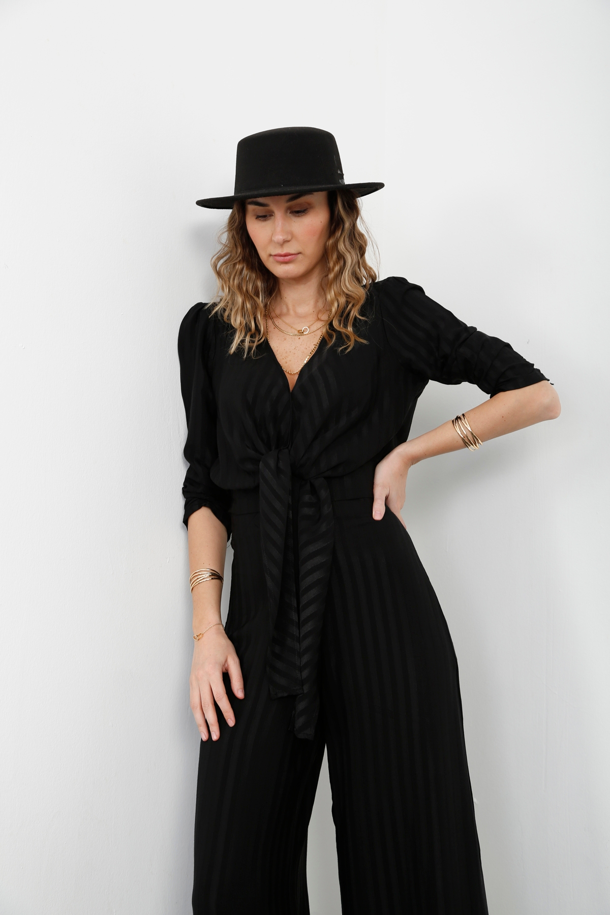 Siyah Vatkalı Bluz Pantolon Takım 00508