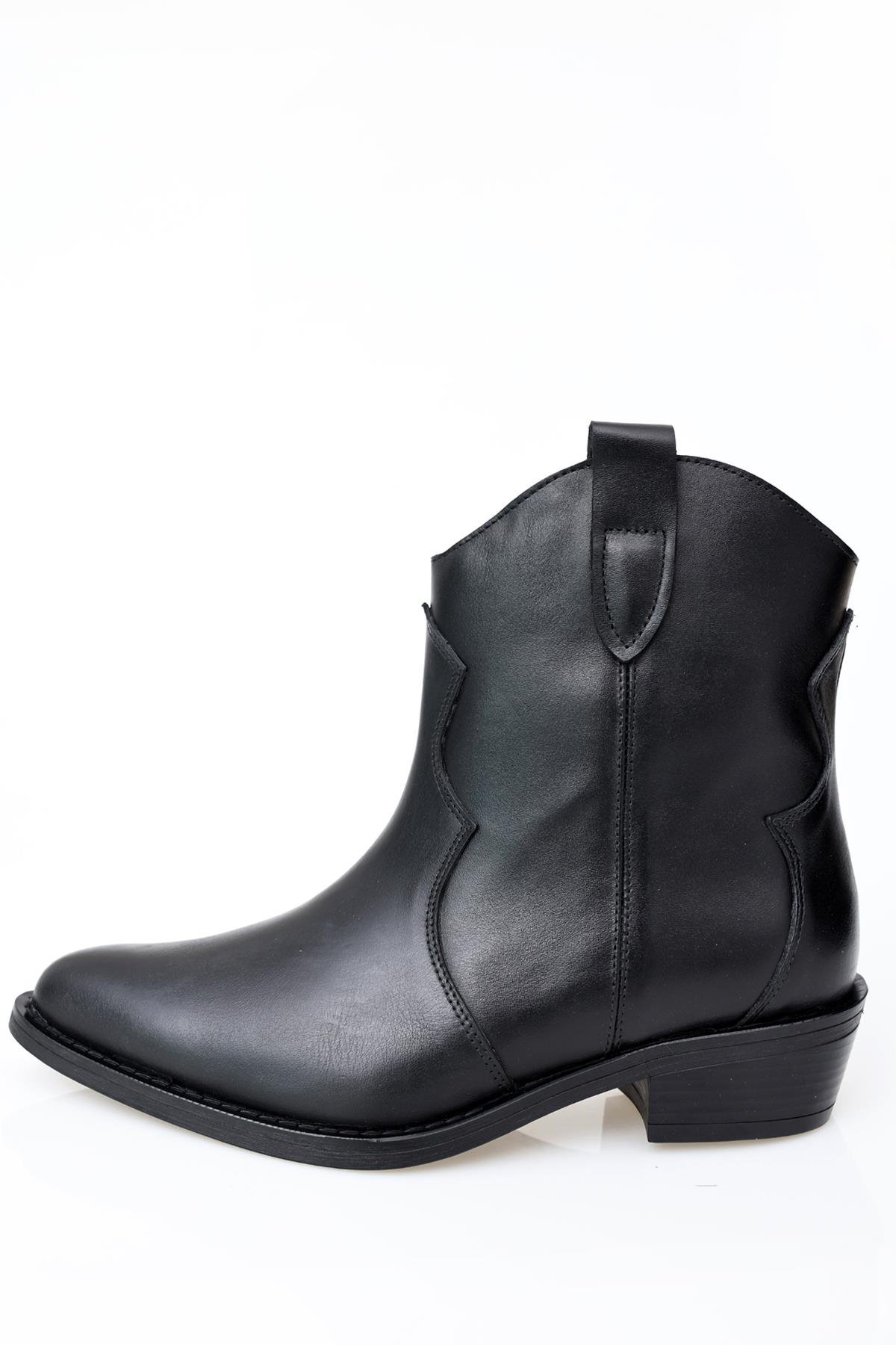 Siyah Western Bot 122601