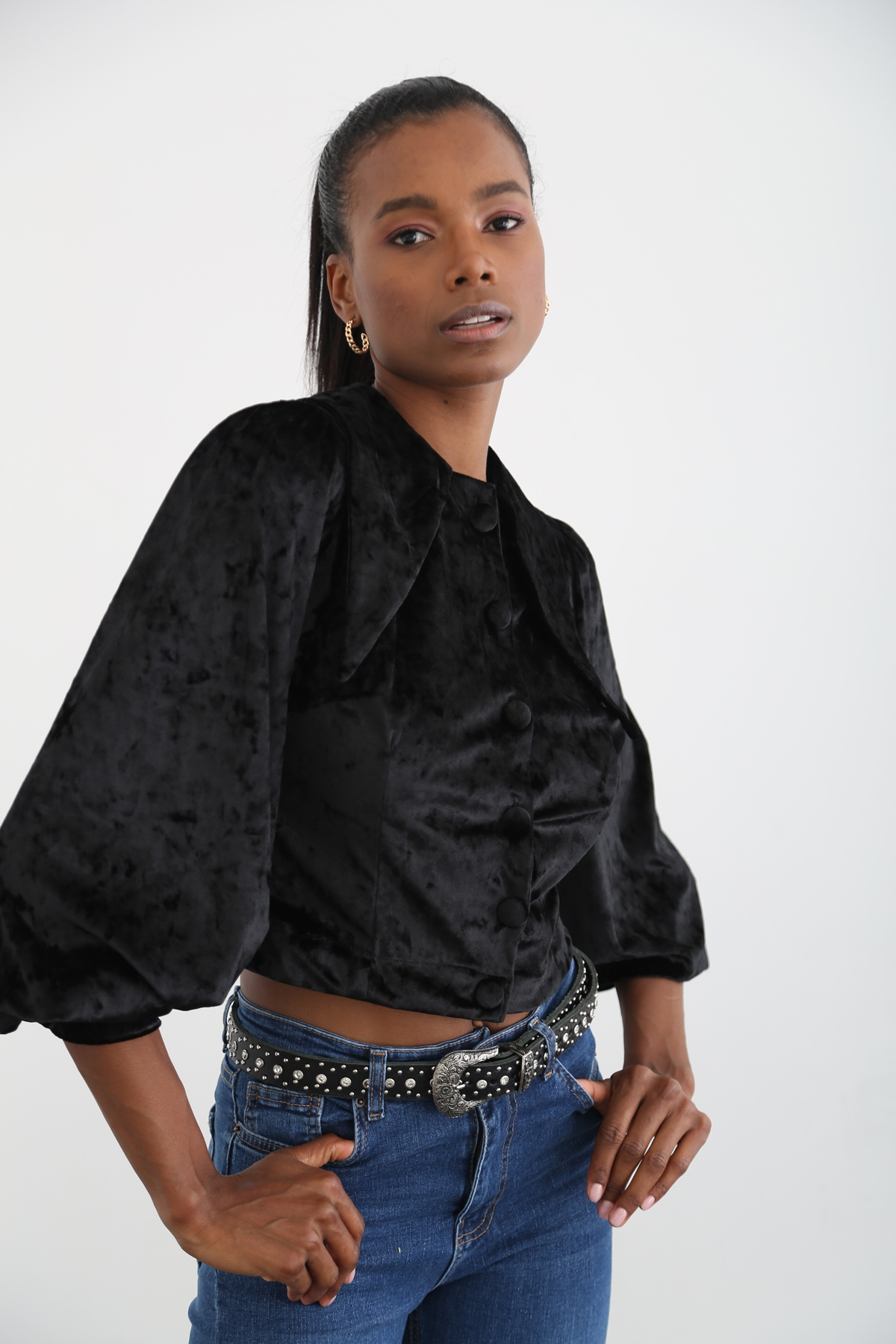 Siyah Yakalı Kadife Gömlek 2133