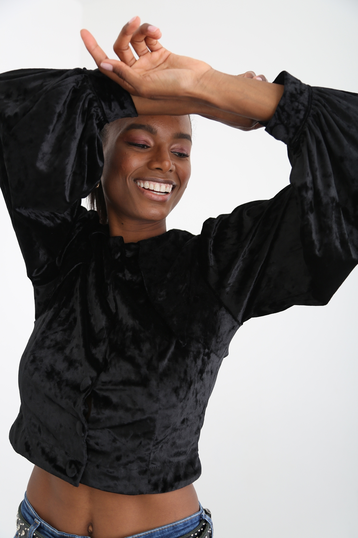 Siyah Yakalı Kadife Gömlek 2133