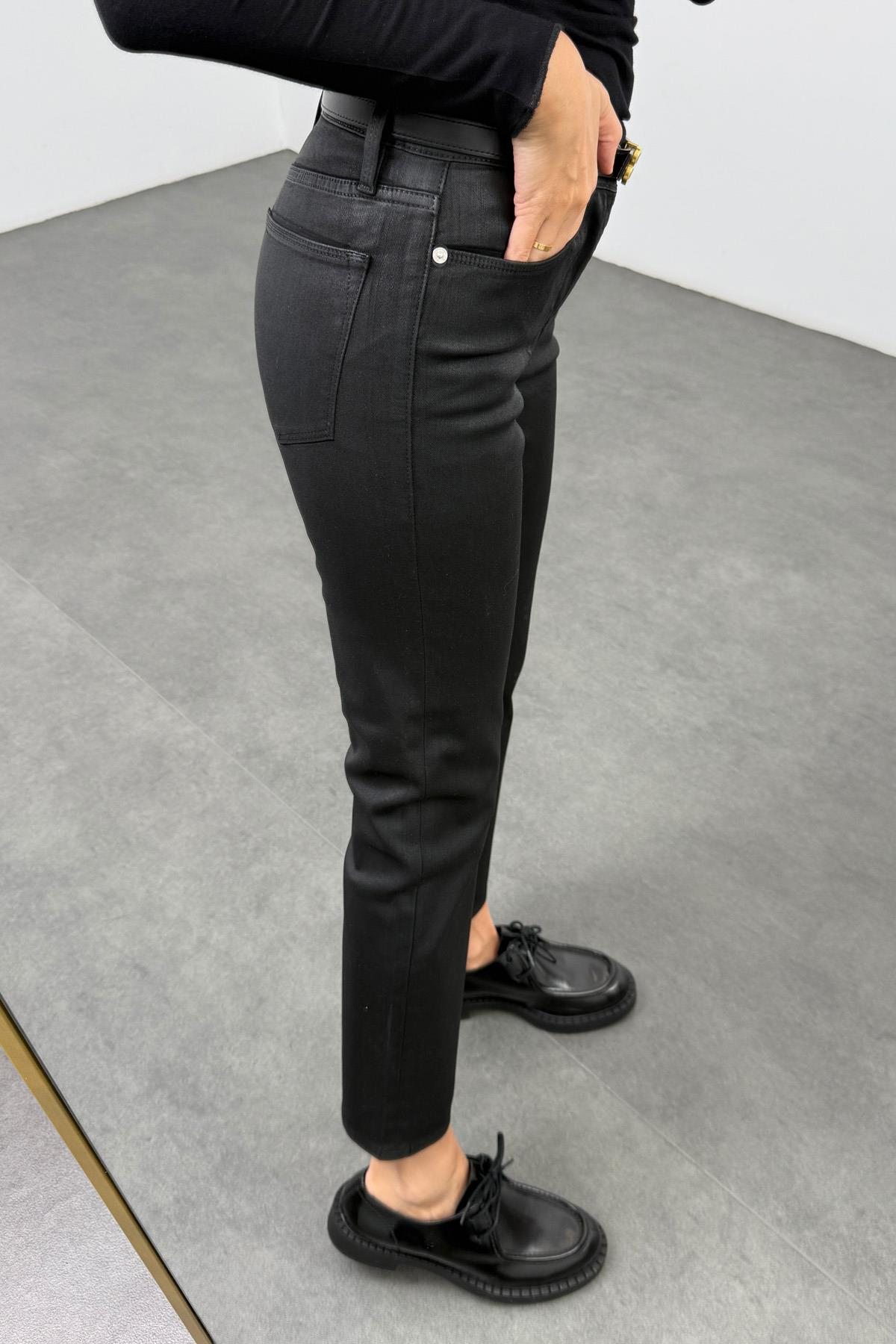 Siyah Yüksek Bel Kaplama Straight Jean 