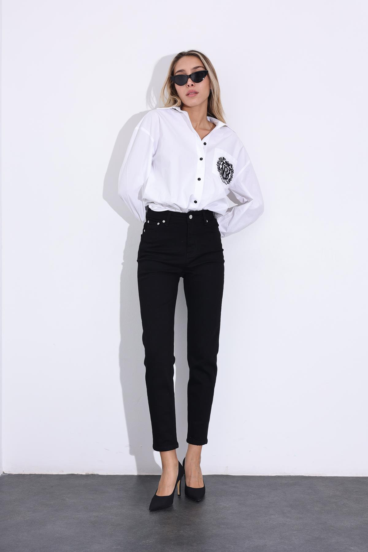 Siyah Yüksek Bel Mom Fit Jean 2772