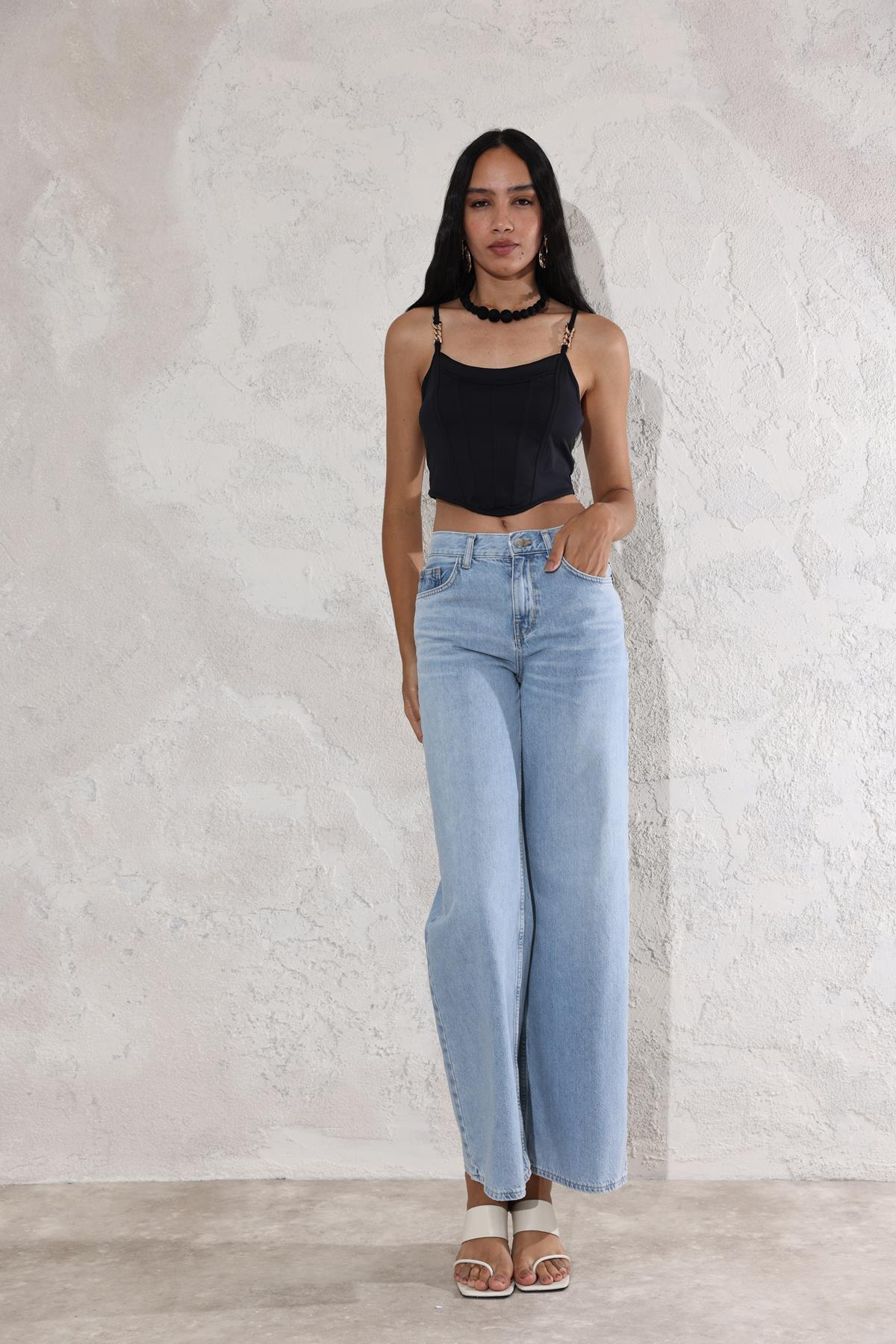 Siyah Zincir Askı Detaylı Crop 16156
