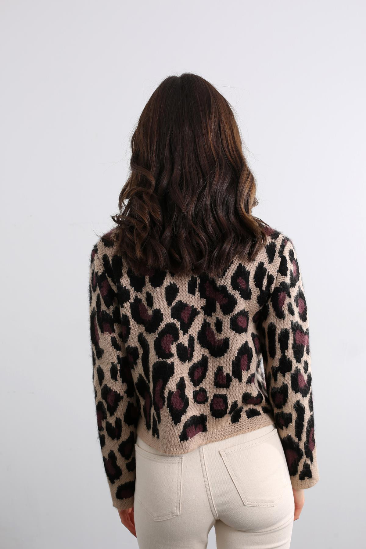 Sütlü Kahve Leopar Desen Hırka 320003