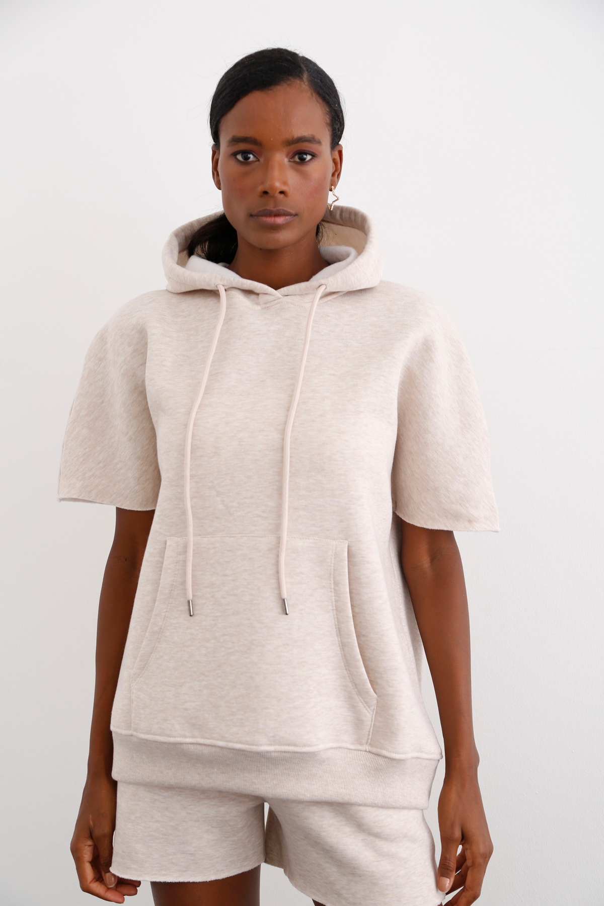 Sütlü Kahve Şardonlu Kolsuz Sweatshirt 0010