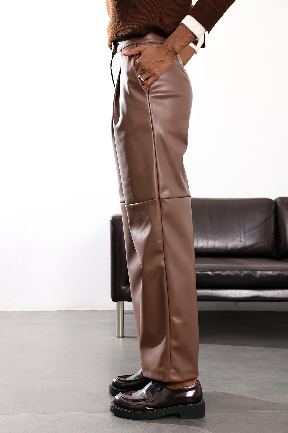 Taba Parçalı Deri Pantolon 17215