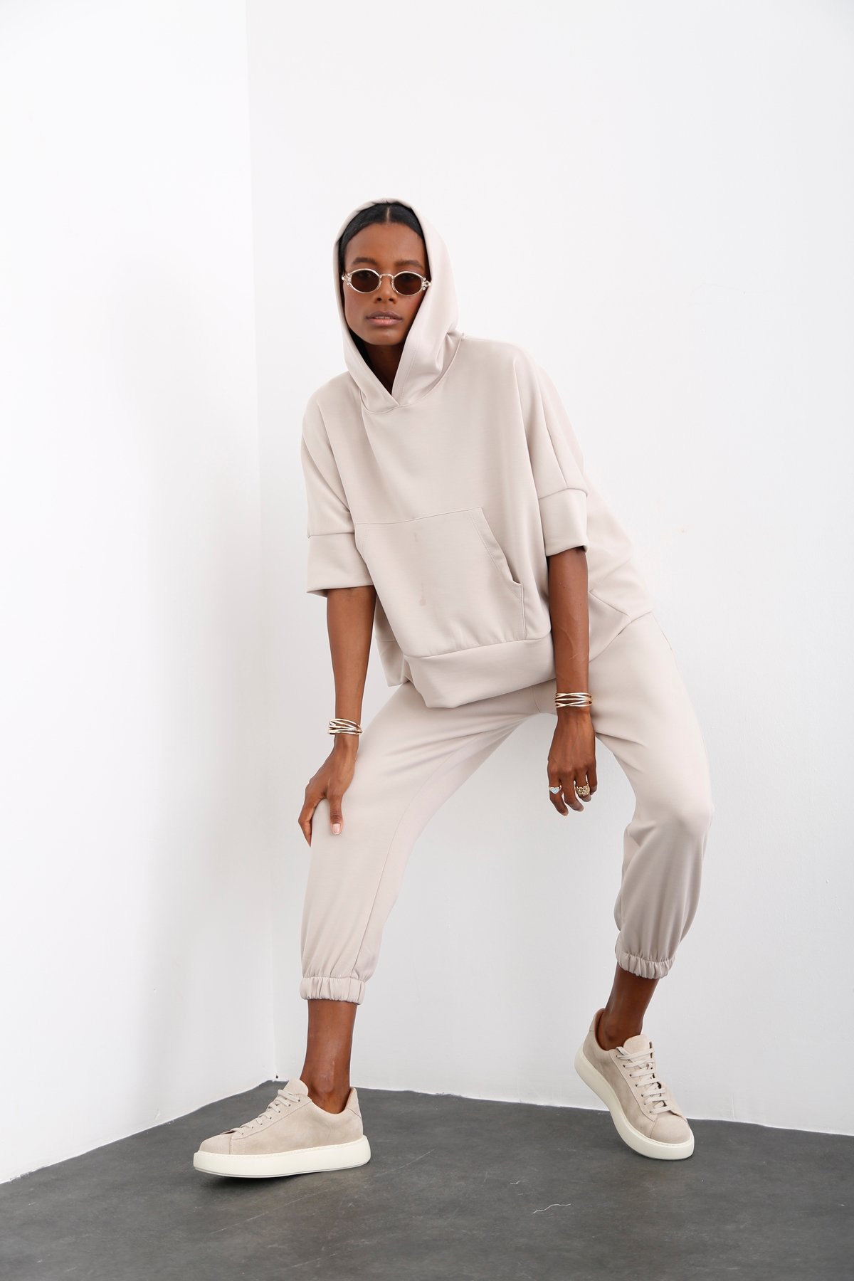 Taş Kapüşonlu Oversize Sweatshirt 26320