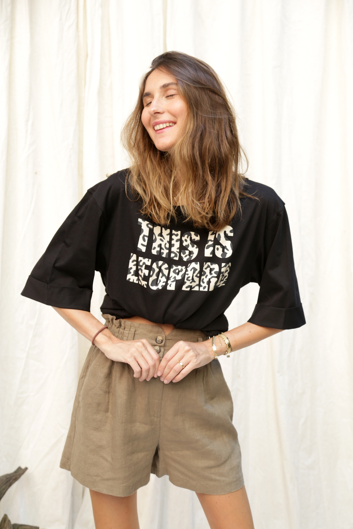 Yağ Yeşili Çift Düğme Beli Kalın Lastikli Şort 4106