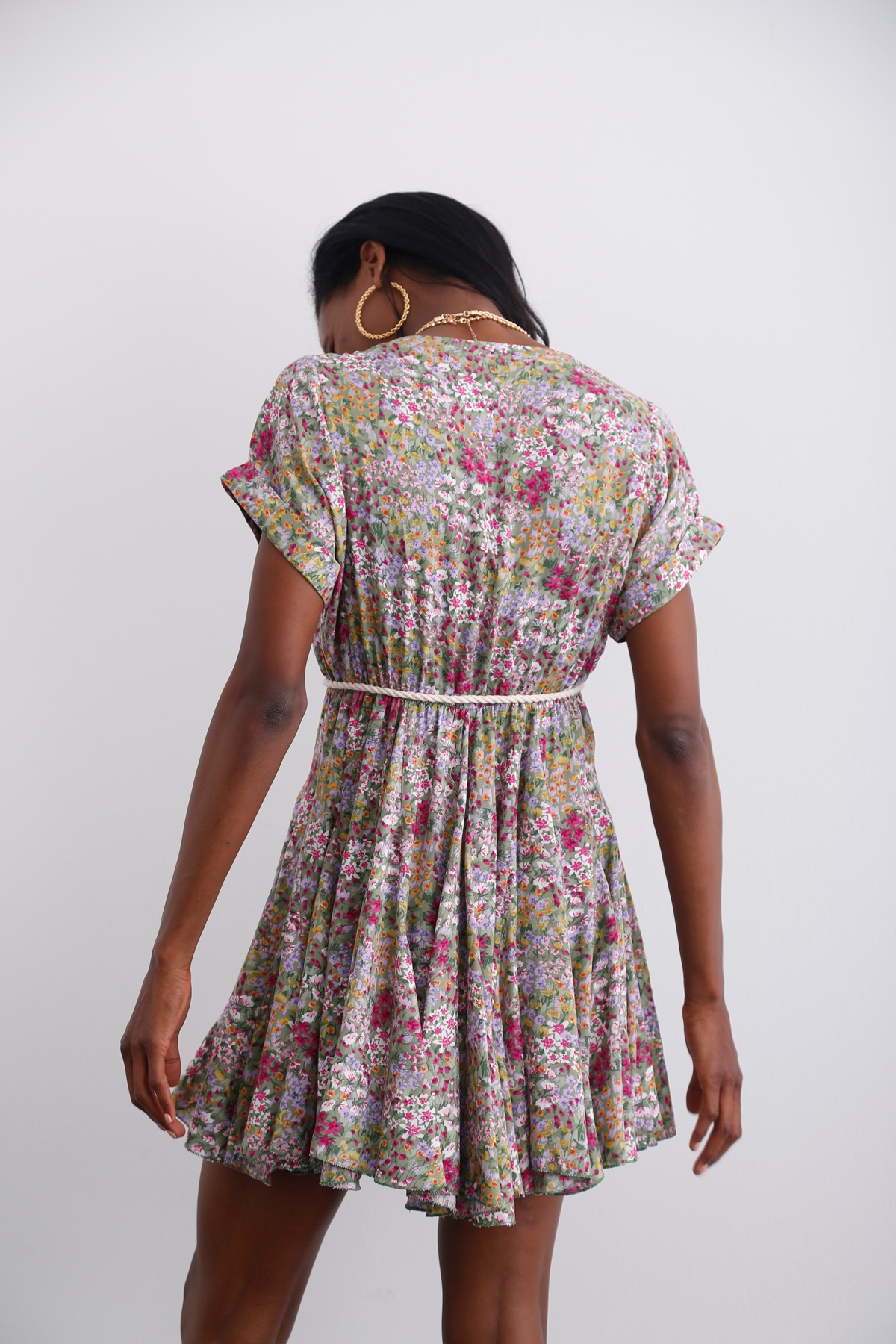 Yeşil Beli Lastikli Çiçekli Elbise 232206