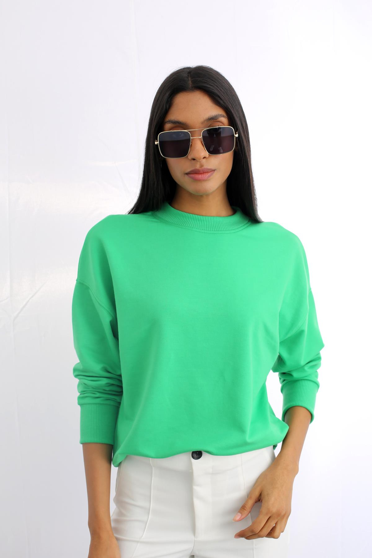 Yeşil Bisiklet Yaka Sweatshirt 