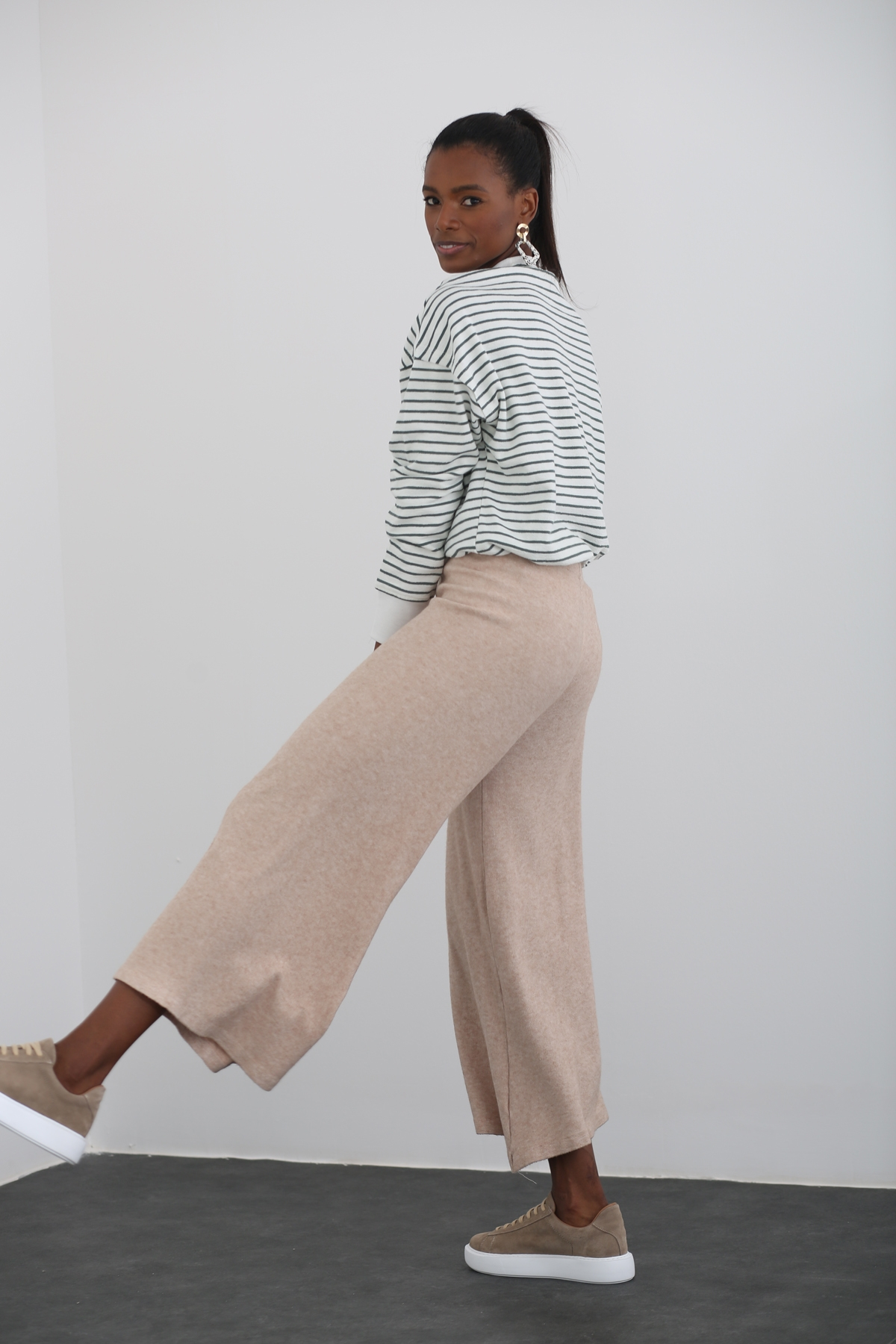 Yeşil Çizgili Basic Sweatshirt 262
