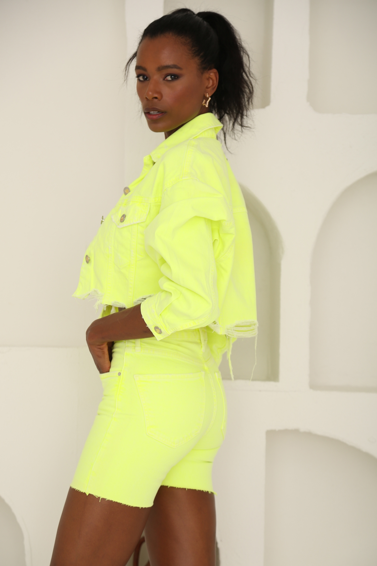 Yeşil Neon Jean Şort 
